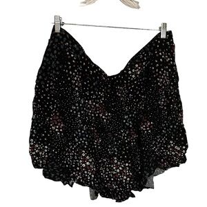 Torrid skirt black floral mini skirt